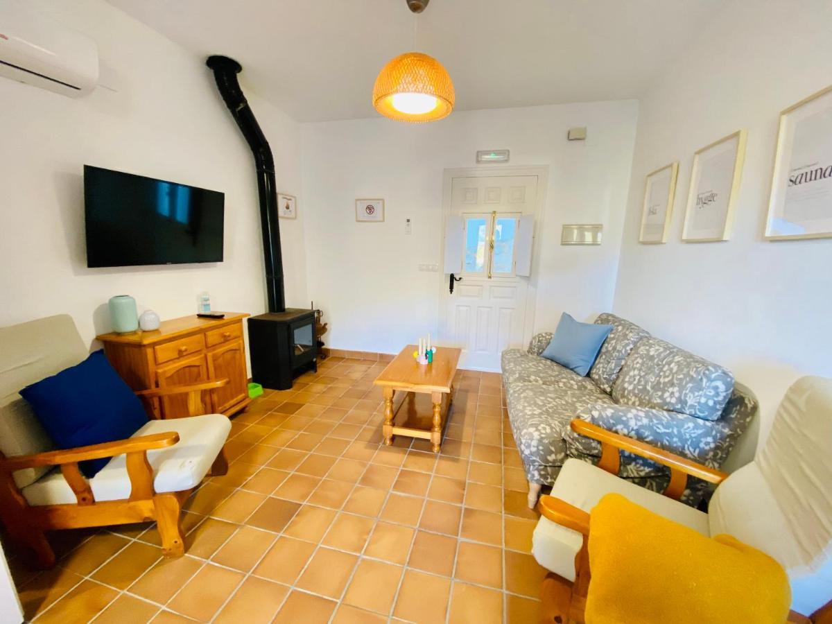 Stay Wild En Las Casitas De Huerta Arriba Benamahoma Eksteriør bilde